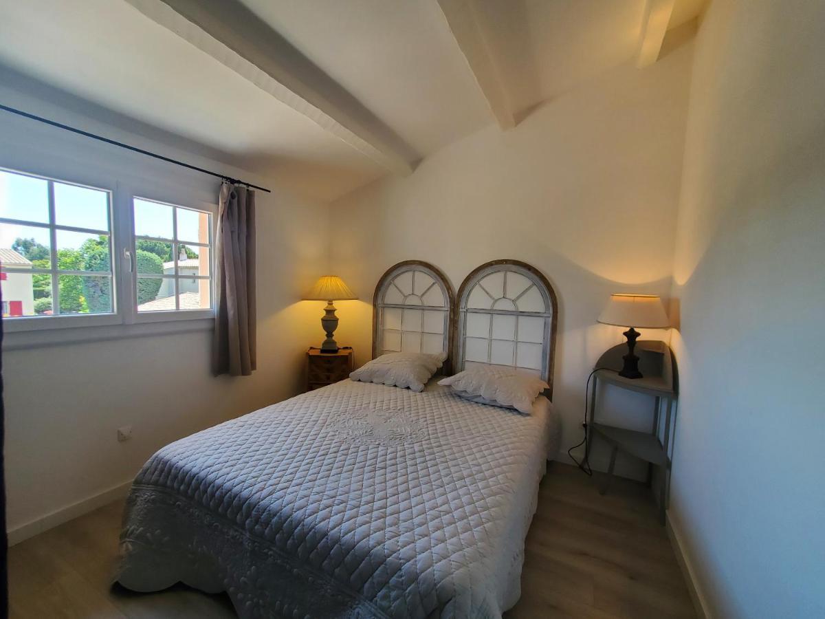 Frejus Maison 3 Chambres 100M2 Climatisee 6 Person エクステリア 写真
